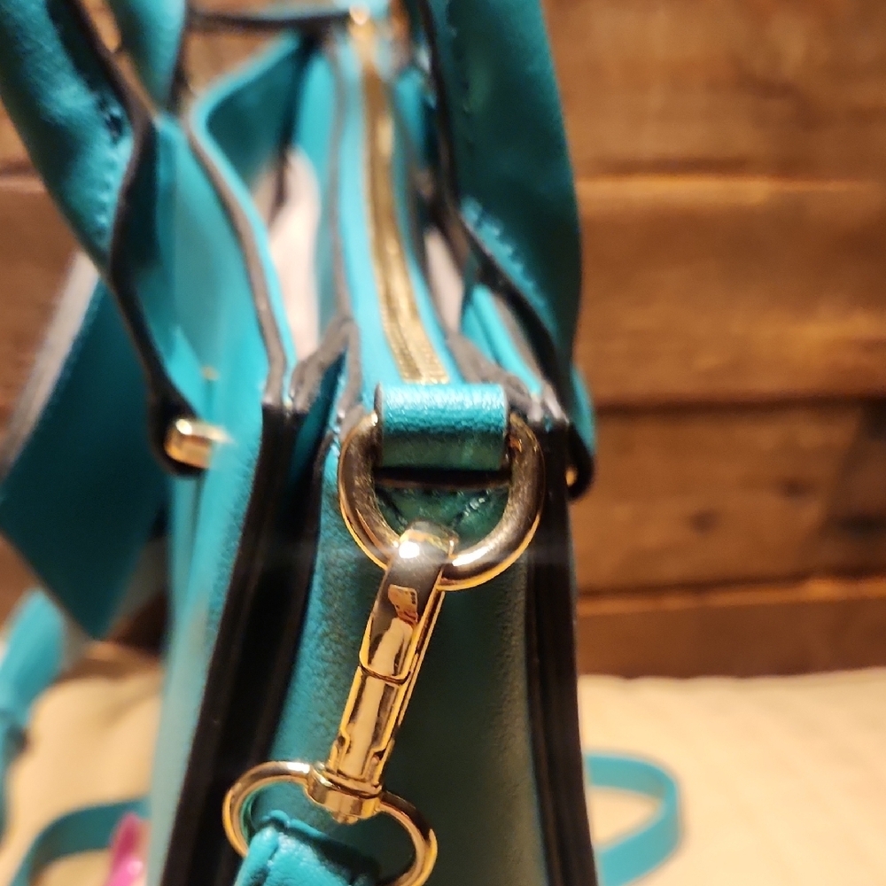 Nine West Summer Green-Green Satchel/Crossbody NWT - Picture 9 of 16